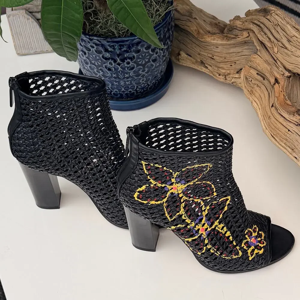 CALVIN KLEIN Custom Hand Painted Floral Woven Booties Heels Size 7
